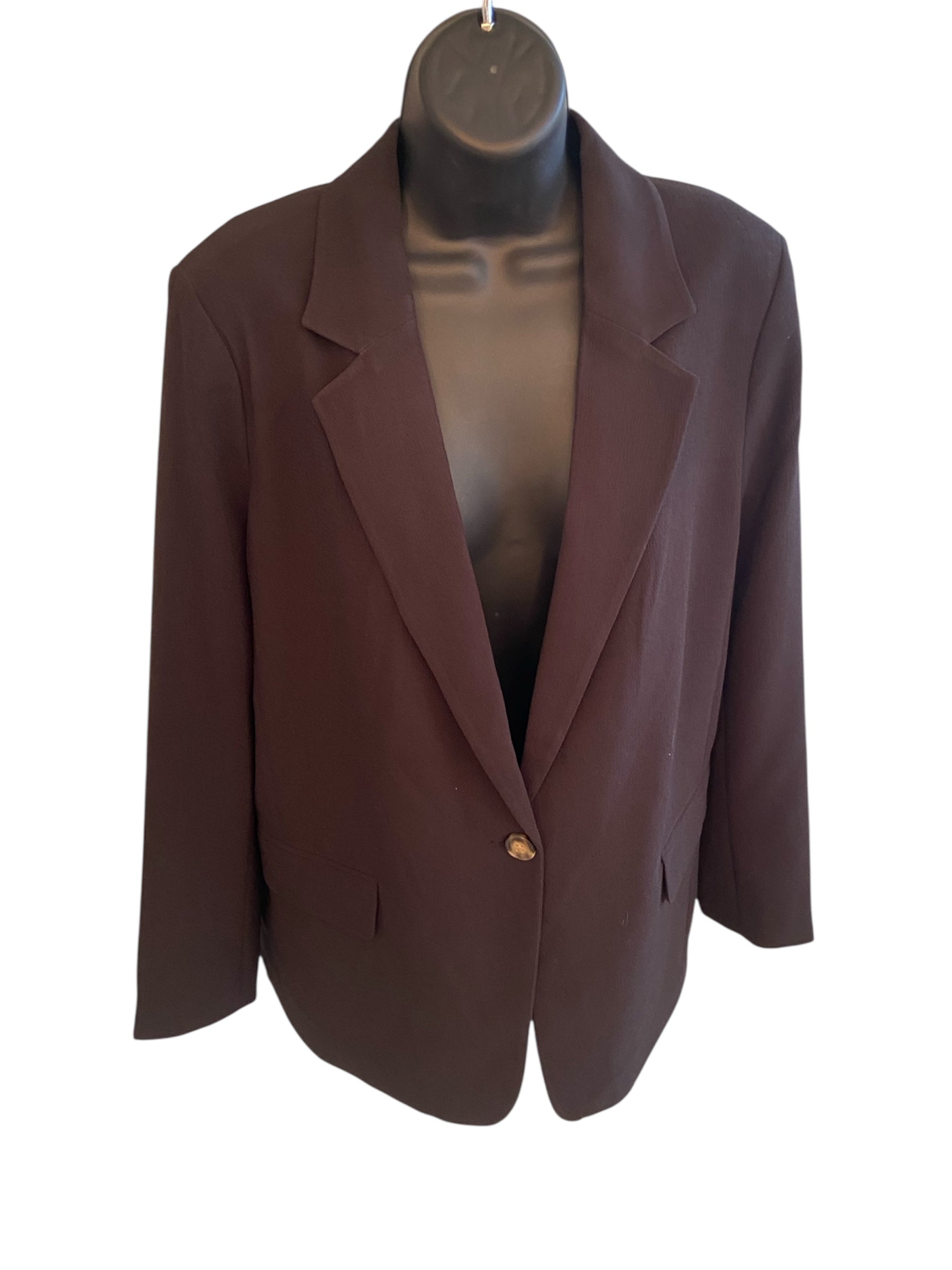 Cat’s Closet: Black Casual Blazer