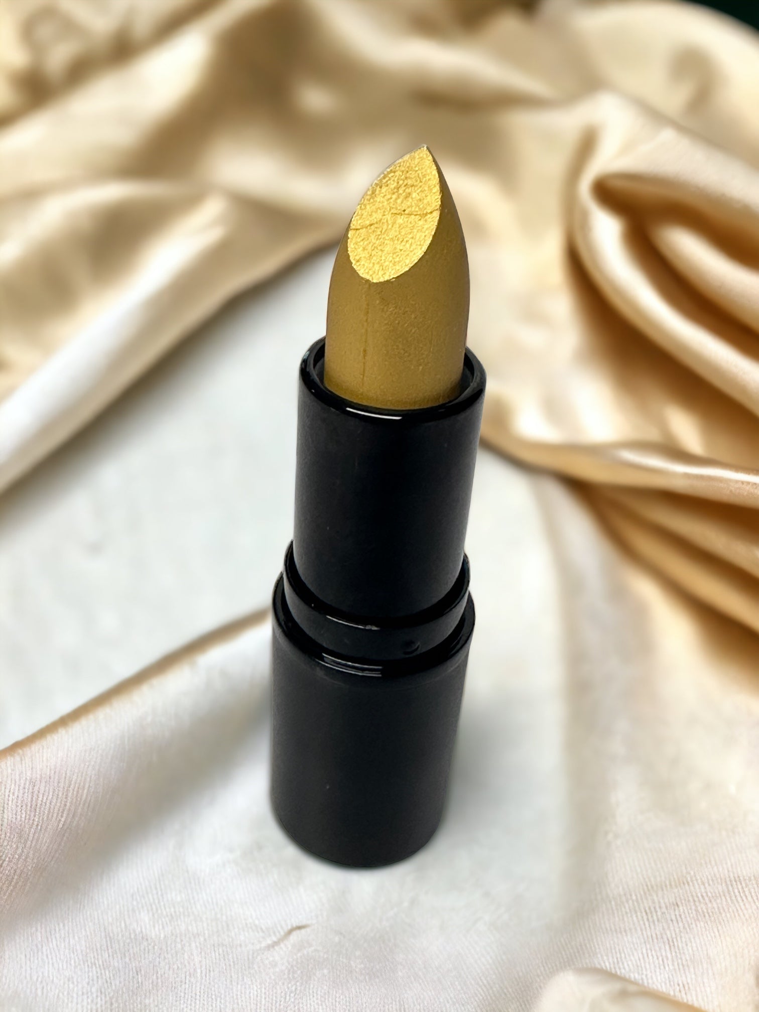 Cat’s Lipstick Wardrobe! Individual shades