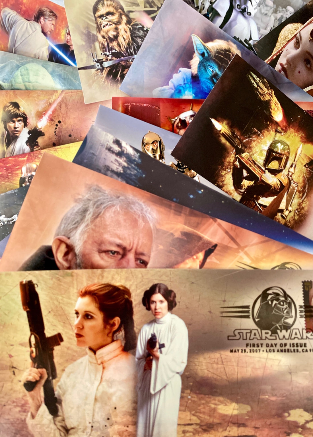 SET OF 17 HIGHLY COLLECTABLE STAR WARS COMMEMORATIVE ENVELOPES WITH CHARACTER STAMPS FROM 2007