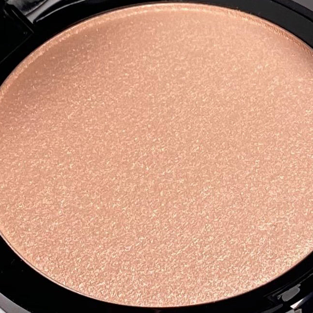 Powder Hi-Lighter 01 Soft Gold In Compact NEW!