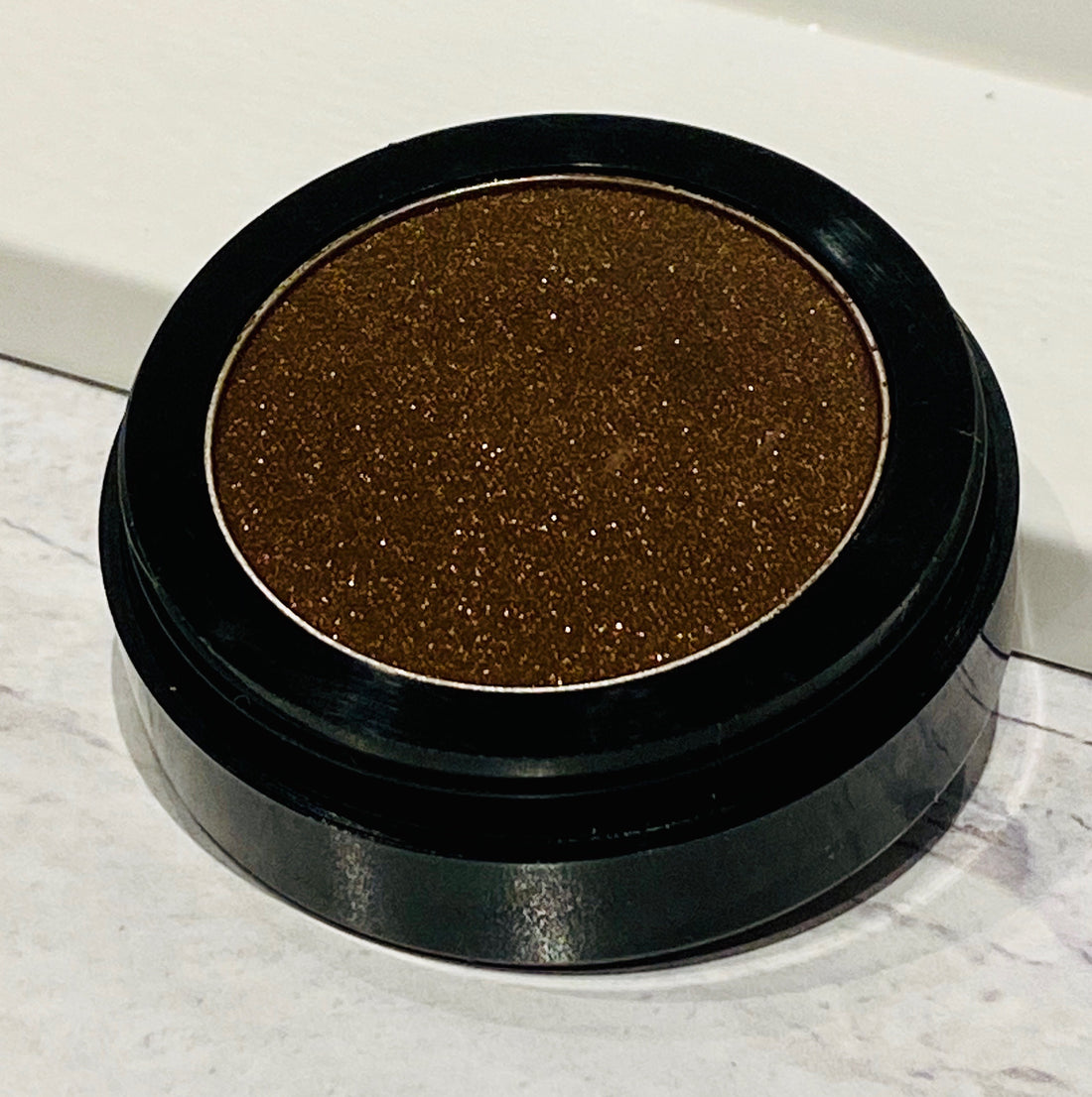 "Truffle" Luxe Eye Shadow