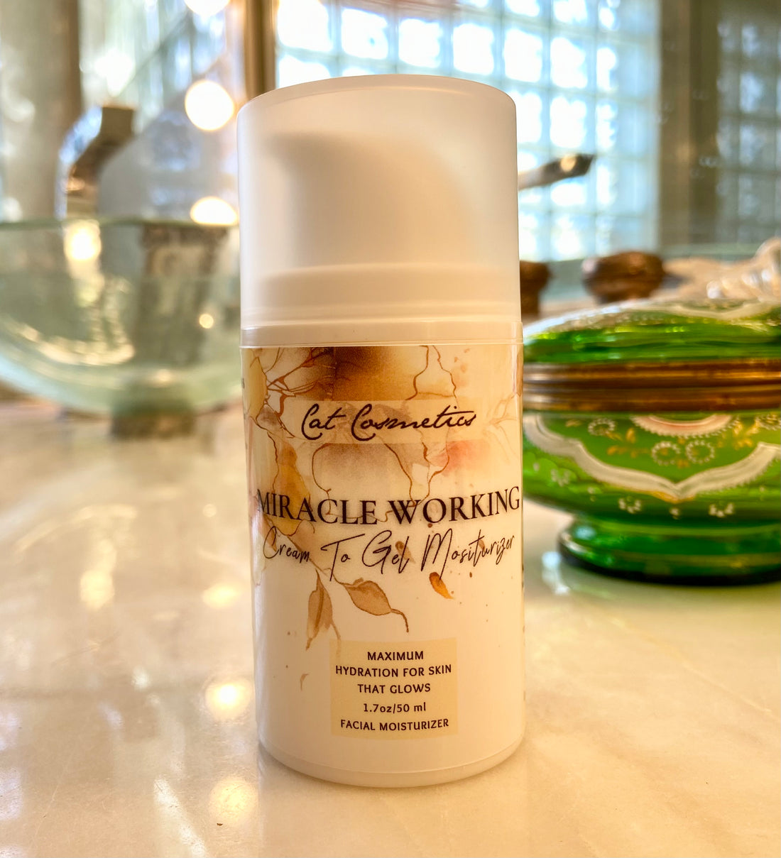Miracle Working Cream to Gel Moisturizer and Make-up Reviver