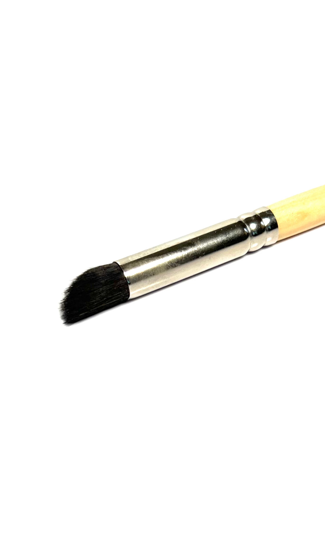 THE Everything Eye Brush. Super Lux Eye Shadow Brush that does it ALL!