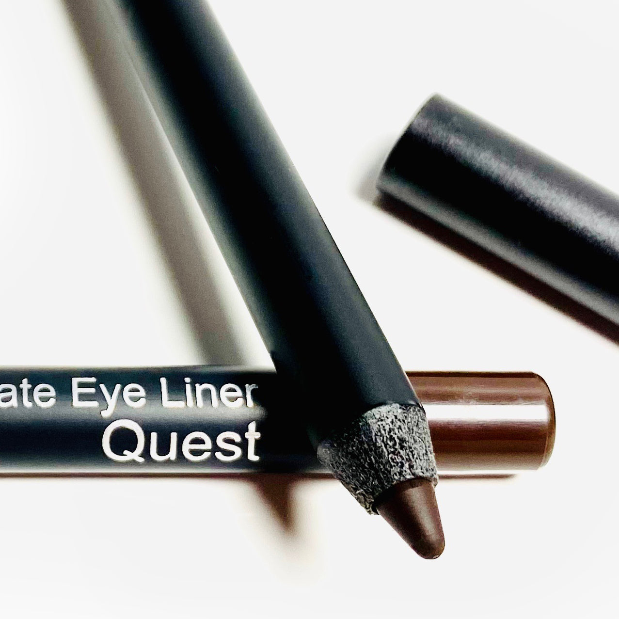 Eye Pencil  in &quot;QUEST&quot; Gentle Gel liner in perfect brown!!