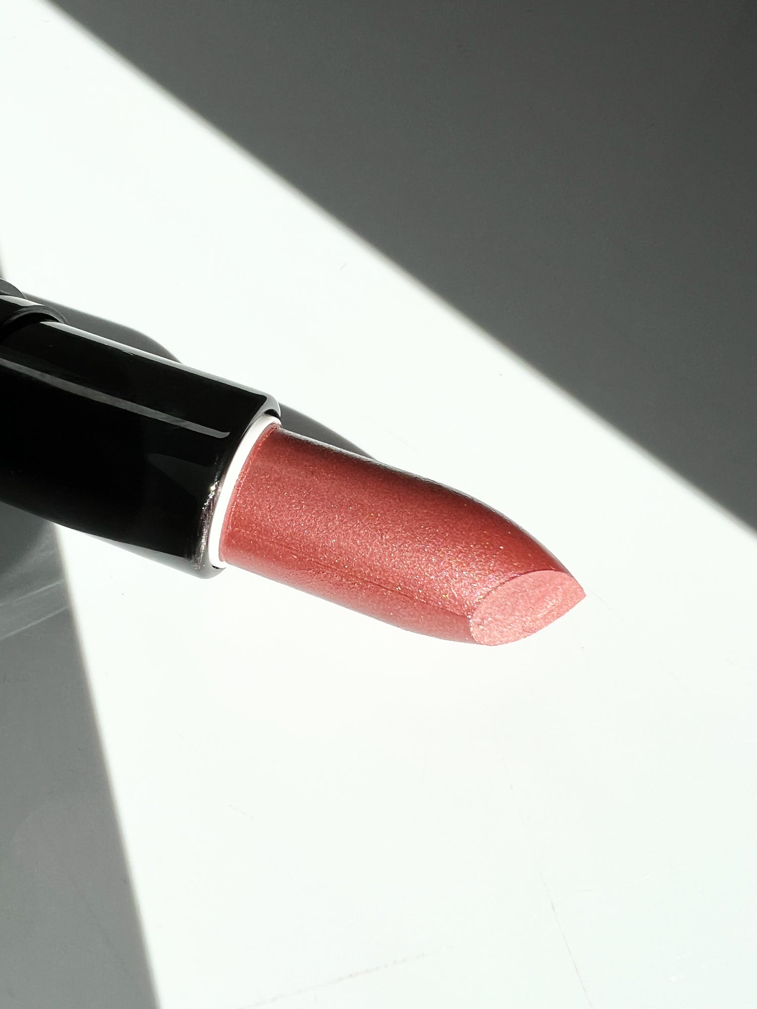 Cream Pearl Lipstick in ‘Spiced Rum’